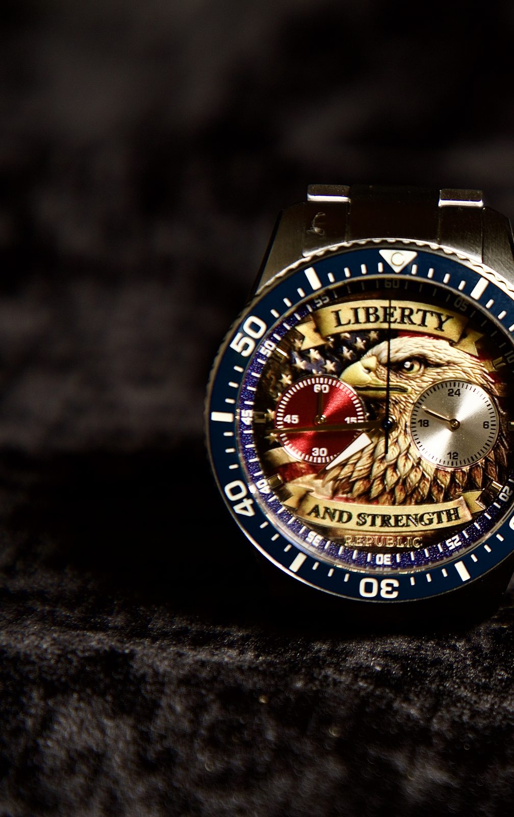 The American Eagle Chronograph — Stainless Steel